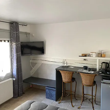 Le Beauvaisis Bed & Breakfast
