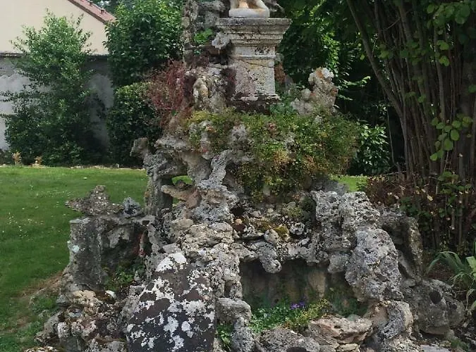 Le Beauvaisis Bed & Breakfast 3*